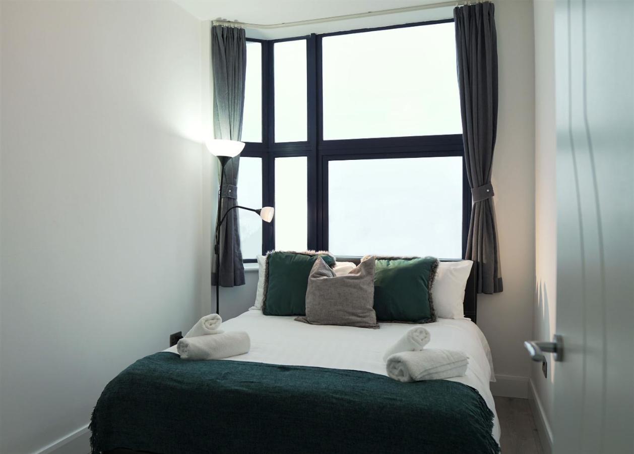 Sapphire House Apartments Телфорд Экстерьер фото
