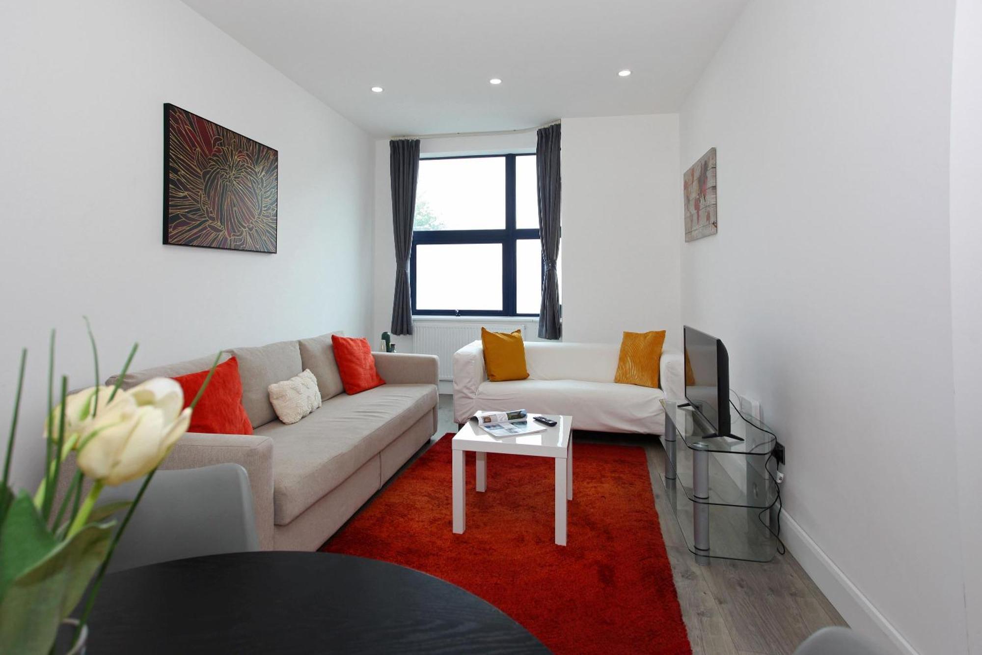 Sapphire House Apartments Телфорд Экстерьер фото